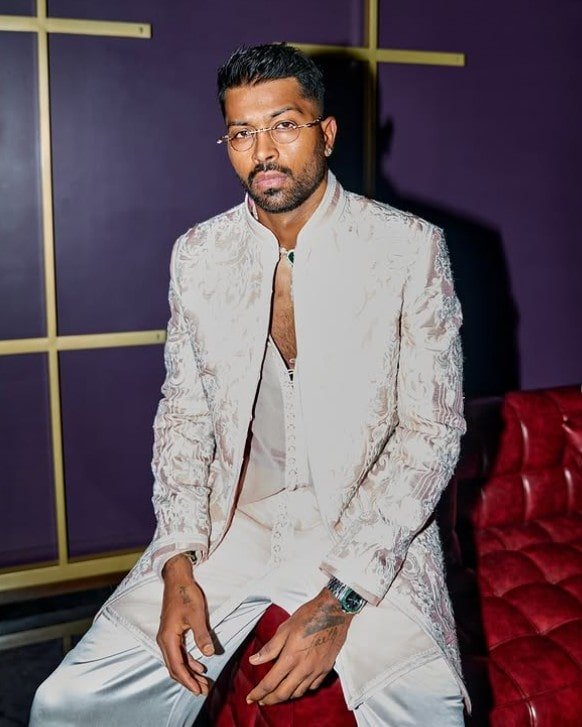 Zoho: India’s Tech Rival to Microsoft & Google