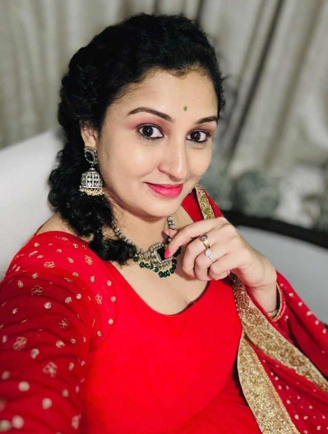 Pragathi Rishab Shetty: Life, Love & Journey with Famous Rishab Shetty Pragathi Rishab Shetty