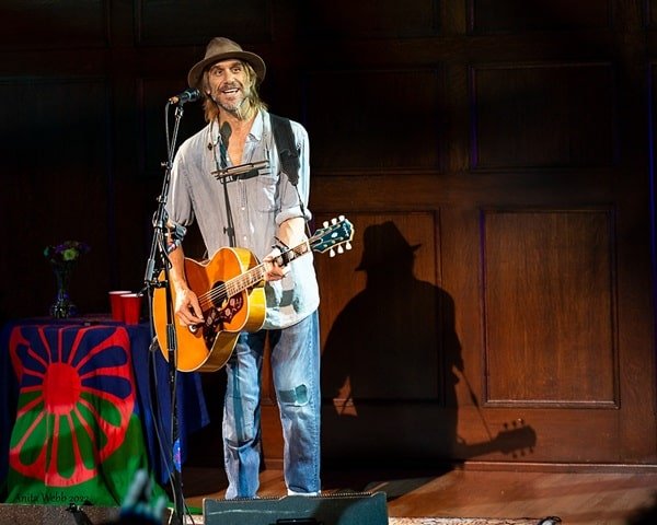 Todd Snider playing guitar