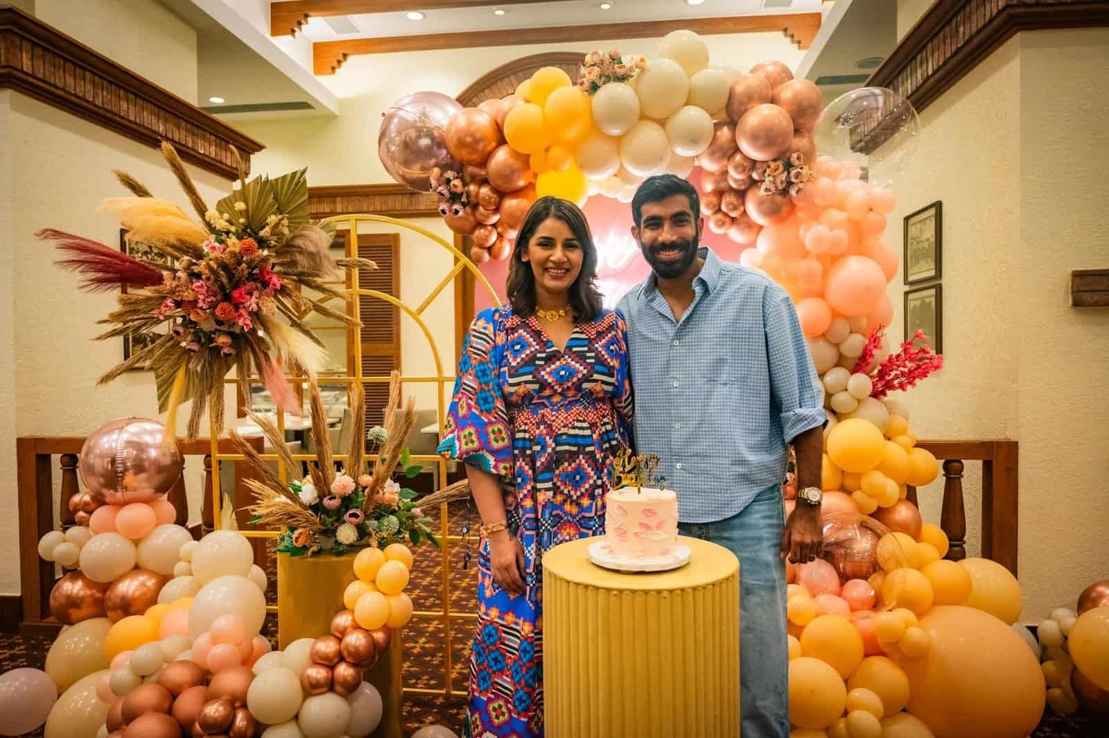 Jasprit Bumrah and Sanjana Ganesan Love Story