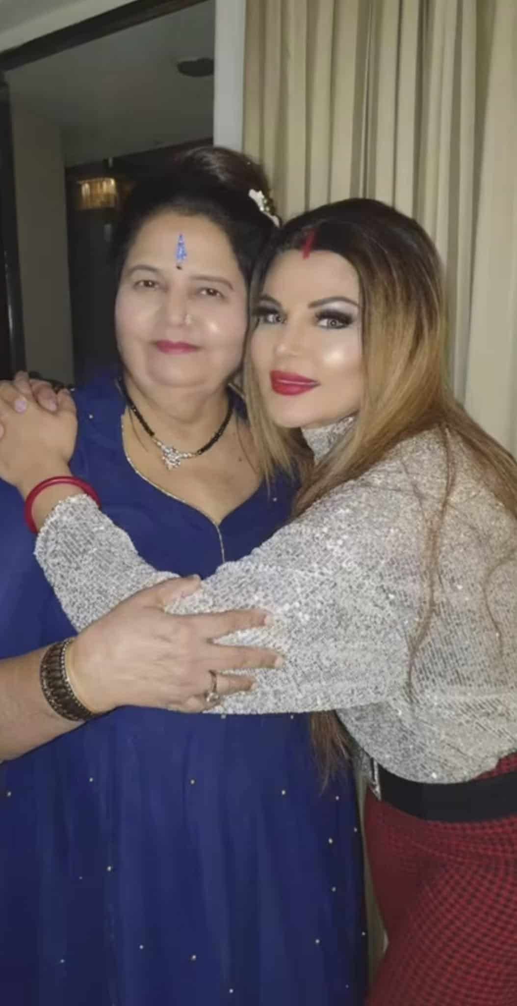 Rakhi Sawant with her mother